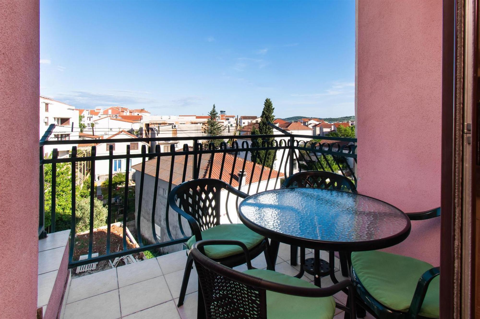 Apartments Green Garden Vodice Exterior photo